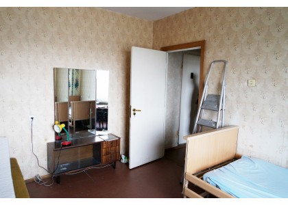 IŠNUOMOJAMAS 2 KAMBARIŲ BUTAS ČIOBIŠKIO G., ŠEŠKINĖJE